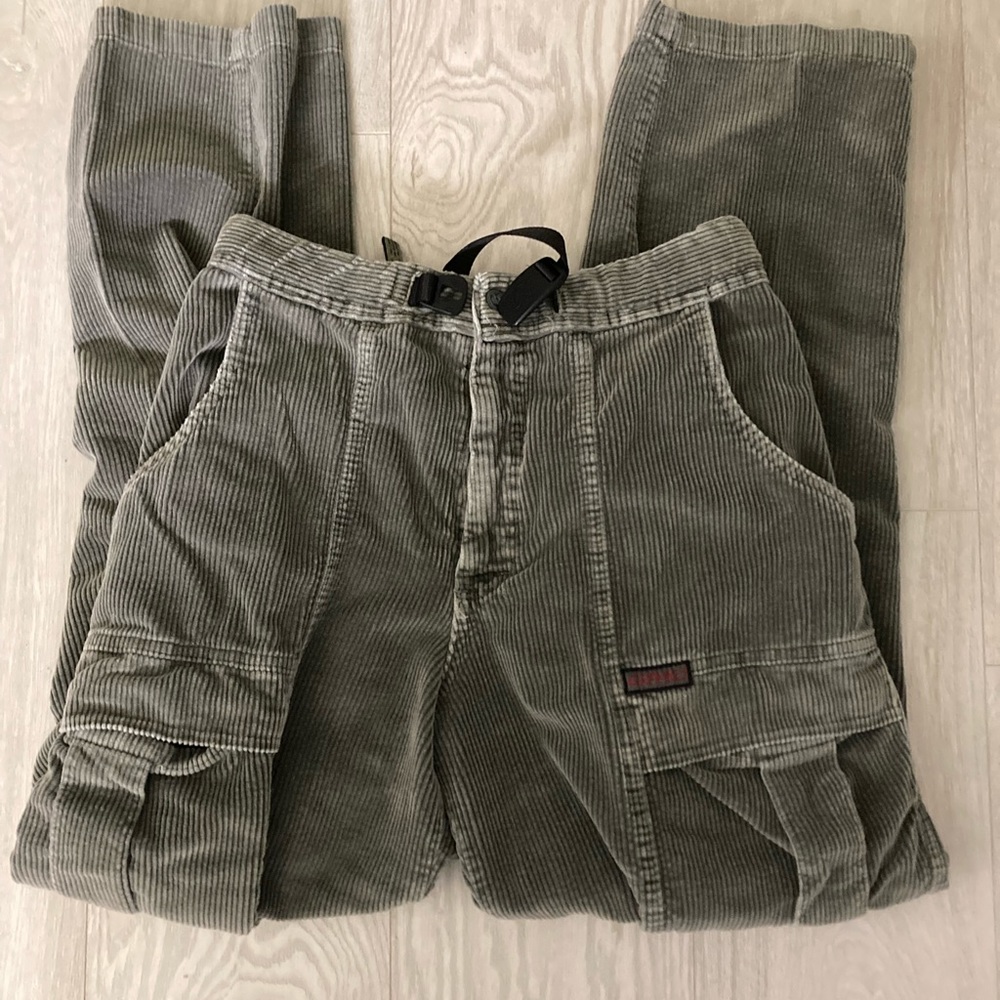 Gramicci cargo green corduroy pants